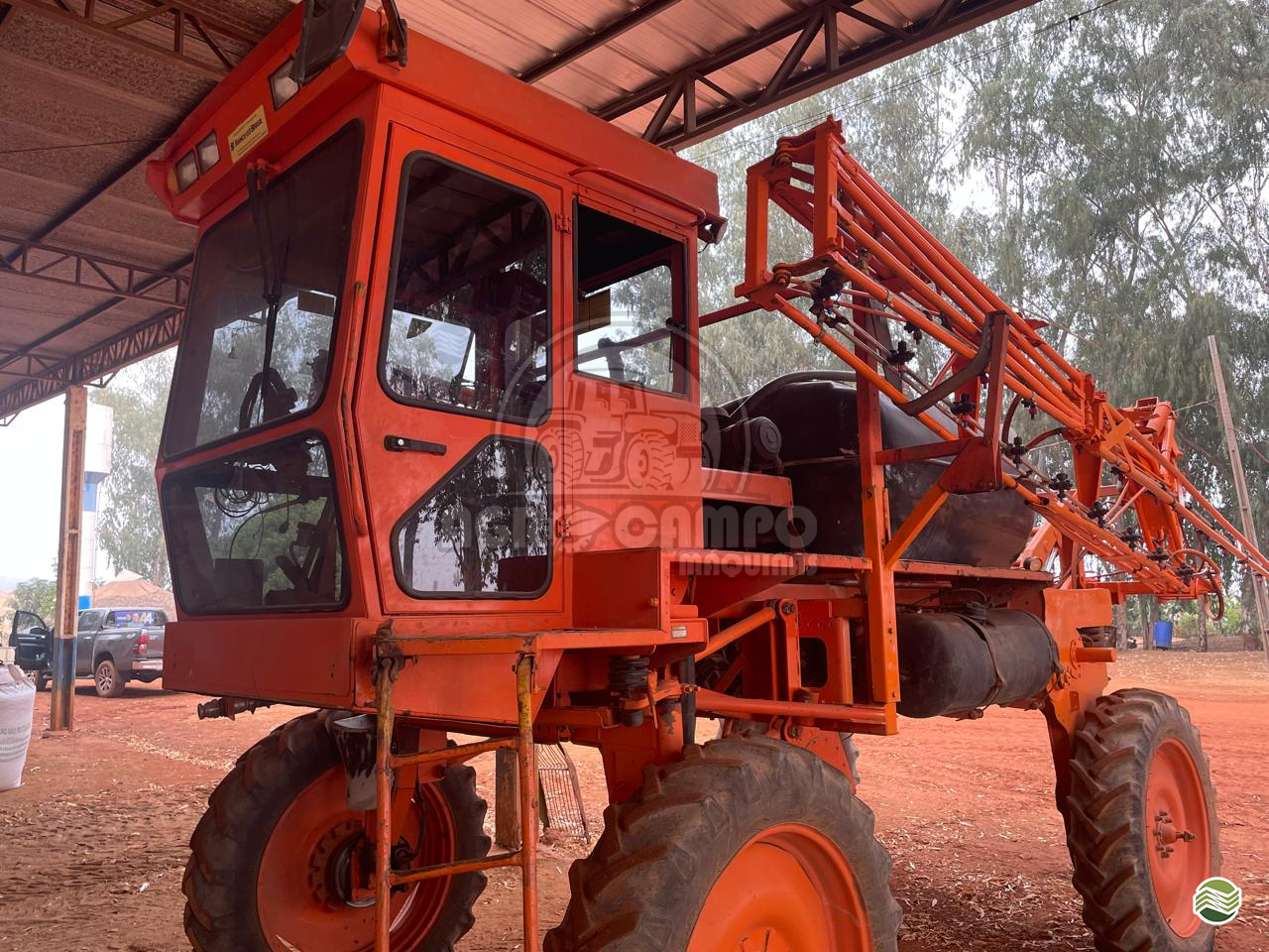 PULVERIZADOR JACTO UNIPORT 2000 Tração 4x2 Agro Campo Máquinas Agrícolas PRIMAVERA DO LESTE MATO GROSSO MT